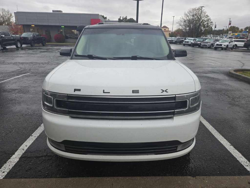 Used 2018 Ford Flex Limited w/ Equipment Group 303A AWD/4WD image 8