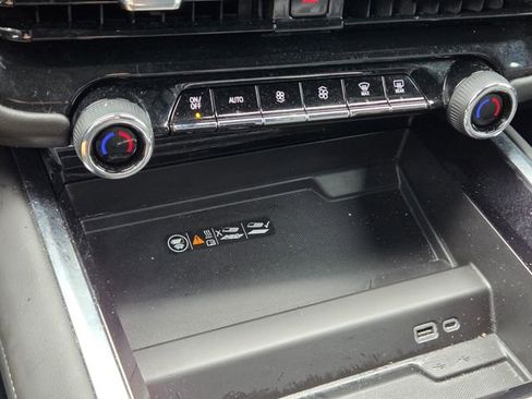 Certified 2025 Chevrolet Tahoe LT AWD/4WD image 33
