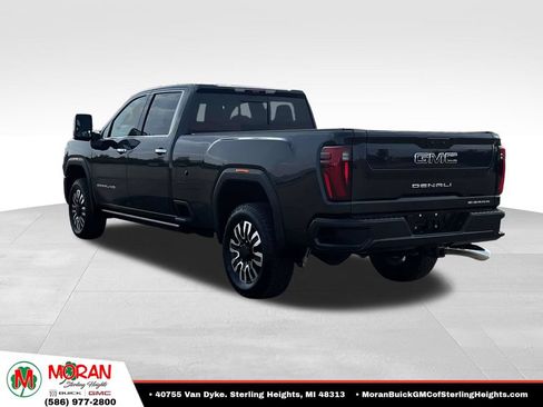 Certified 2025 GMC Sierra 2500 Denali Ultimate AWD/4WD image 3