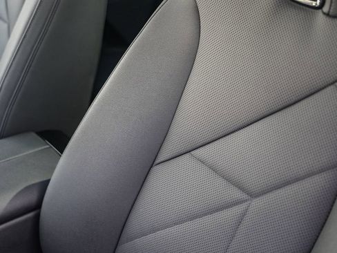 Used 2024 BMW iX xDrive50 image 25