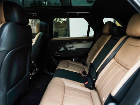 Used 2023 Land Rover Range Rover Sport SE Dynamic AWD/4WD image 38