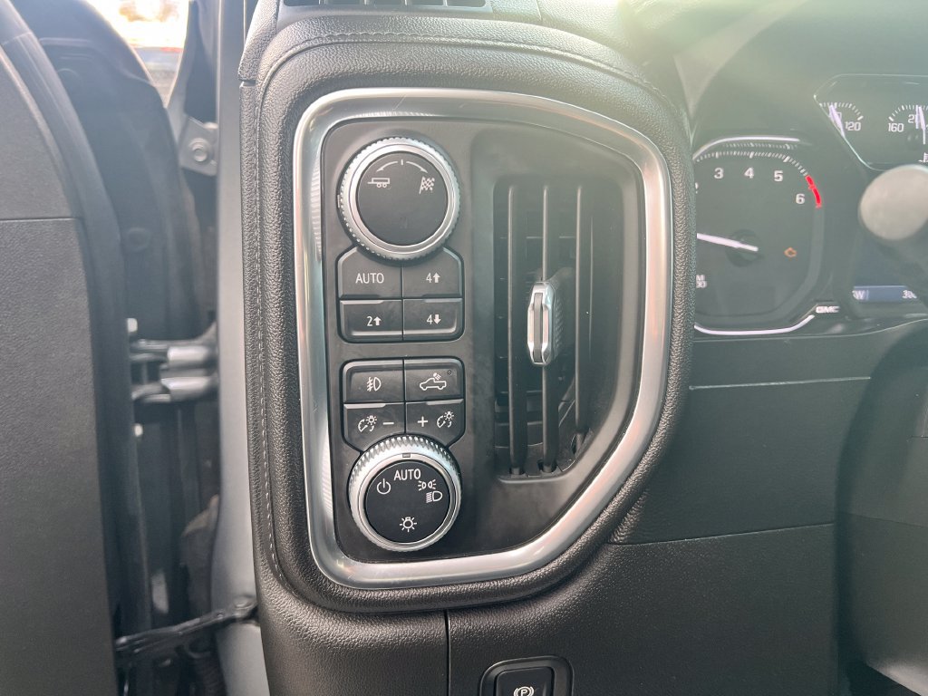 Used 2019 GMC Sierra 1500 Elevation w/ Elevation Value Package AWD/4WD image 18