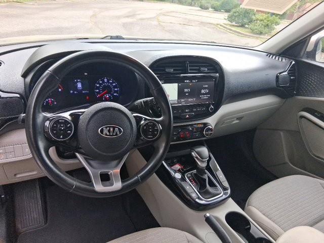 Used 2020 Kia Soul EX FWD image 14