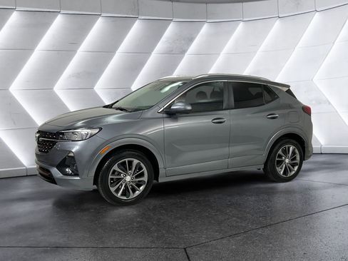 Used 2022 Buick Encore GX Select w/ Sport Touring Package image 3
