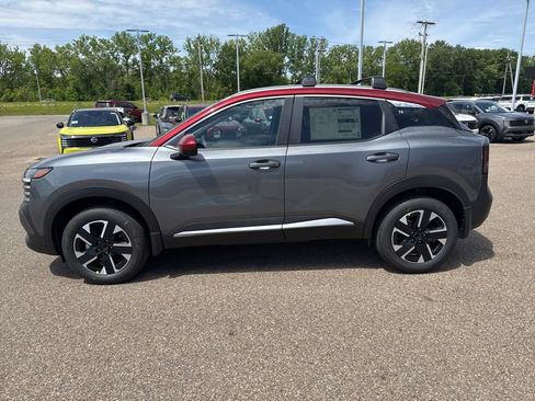 New 2026 Nissan Kicks SV w/ Interior Electronics Package AWD/4WD image 4