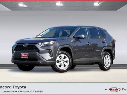 Used 2025 Toyota RAV4 LE AWD/4WD image 1
