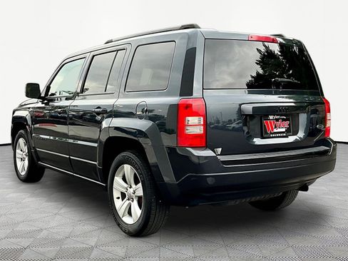 Used 2014 Jeep Patriot Sport w/ Power Value Group FWD image 4