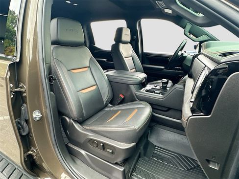 Used 2023 GMC Sierra 1500 AT4 w/ AT4 Premium Package image 28