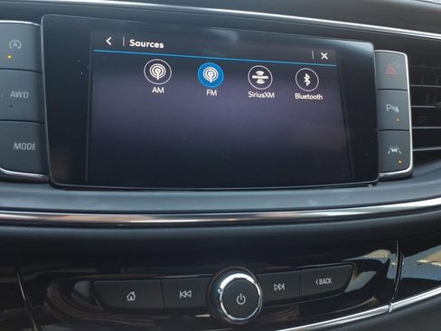 Used 2024 Buick Enclave Avenir w/ Avenir Technology Package image 18