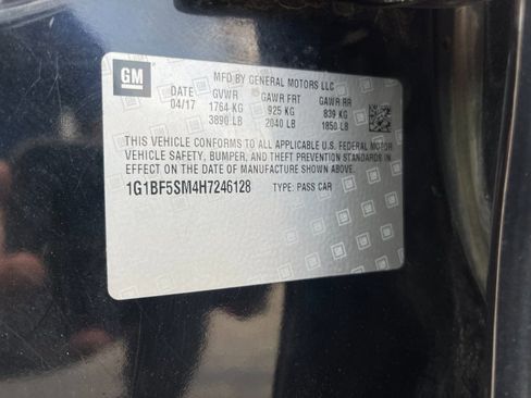 Used 2017 Chevrolet Cruze Premier image 30