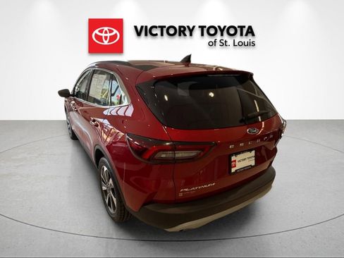Used 2024 Ford Escape Platinum AWD/4WD image 5