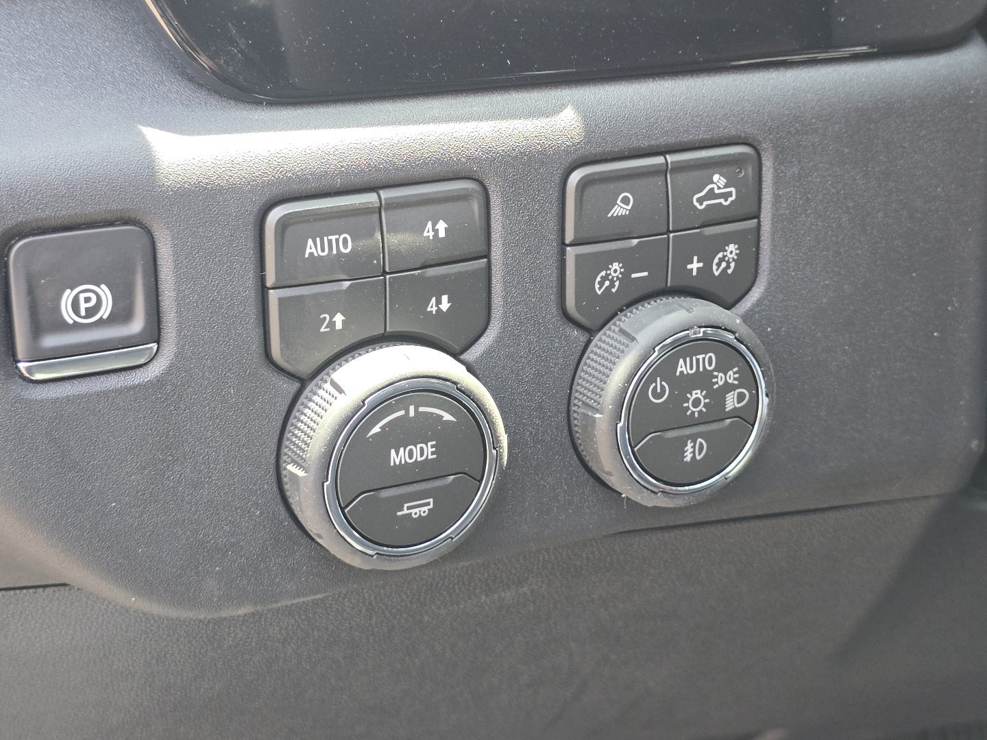 New 2026 Chevrolet Silverado 1500 RST w/ RST All Star Premium Package AWD/4WD image 7