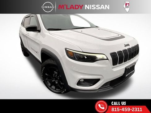 Used 2022 Jeep Cherokee Latitude w/ Sun & Sound Group image 1