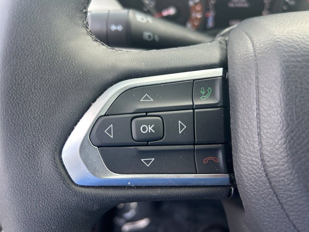 Used 2025 Jeep Compass Limited AWD/4WD image 45