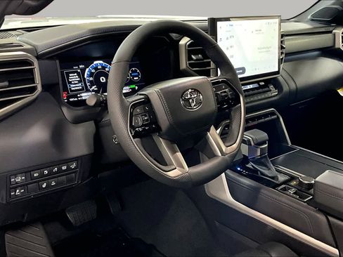 Certified 2026 Toyota Sequoia Platinum AWD/4WD image 17