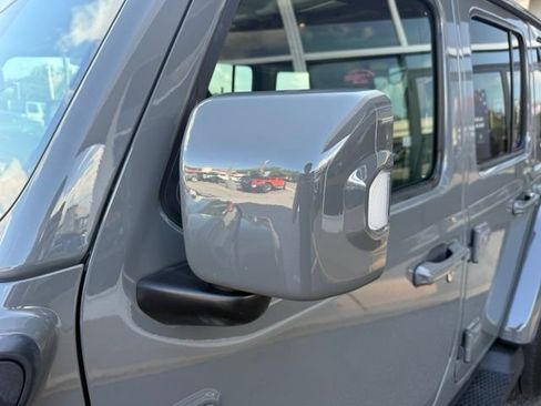 Used 2023 Jeep Wrangler Unlimited Sahara AWD/4WD image 47