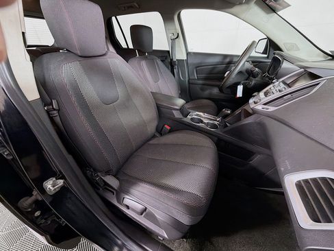 Used 2017 GMC Terrain SLE image 26