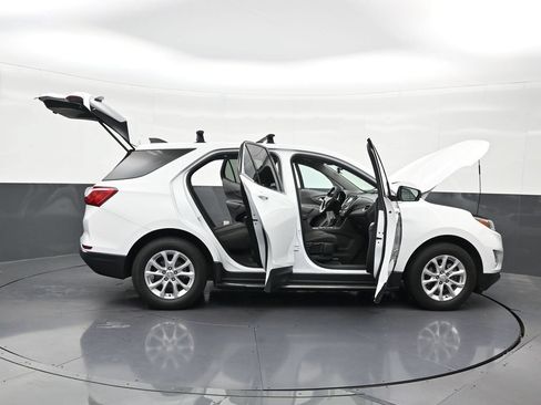Used 2019 Chevrolet Equinox LT w/ LPO, Hit The Road Package FWD image 32