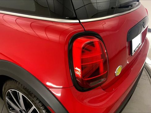 Used 2024 MINI Cooper SE FWD image 28