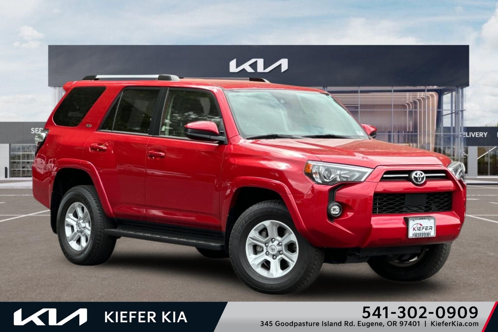 Used 2024 Toyota 4Runner SR5 AWD/4WD image 1