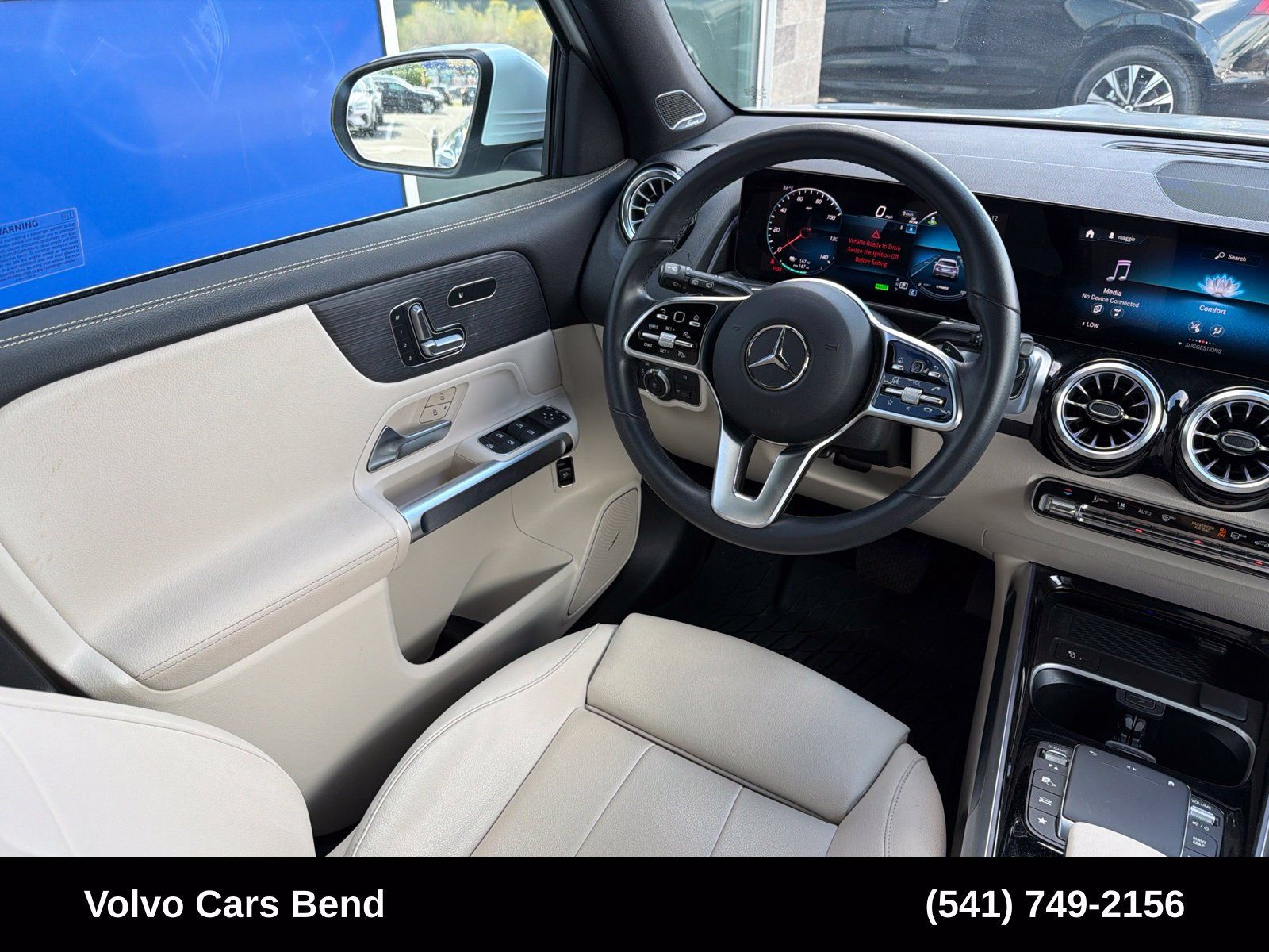 Used 2023 Mercedes-Benz EQB 300 4MATIC image 12