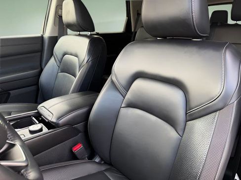 Used 2022 Nissan Pathfinder SL image 37