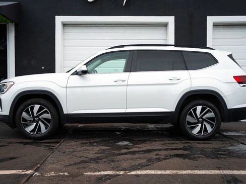 Used 2026 Volkswagen Atlas SE FWD image 10