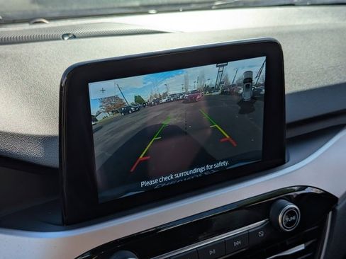 Used 2022 Ford Escape SEL w/ Technology Package image 19