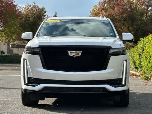 Used 2023 Cadillac Escalade ESV Sport Platinum image 8