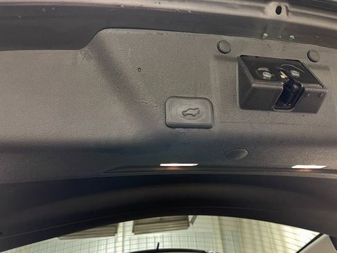 Used 2016 GMC Acadia SLT w/ Open Road Package image 47