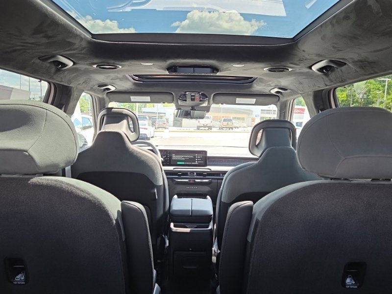 New 2027 Kia Telluride SX Prestige X-Pro AWD/4WD image 11