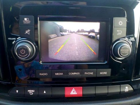 Used 2020 RAM ProMaster City Tradesman image 16