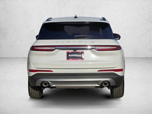 New 2026 Lincoln Corsair Premiere image 6