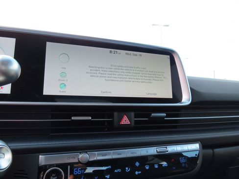 Used 2023 Hyundai Ioniq 6 SEL image 15