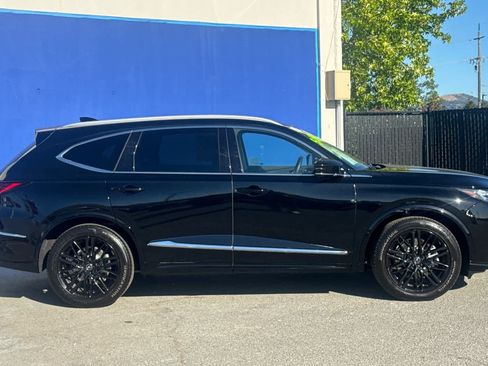 Certified 2026 Acura MDX SH-AWD w/ Advance Package image 2