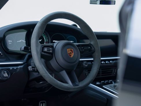 Used 2023 Porsche 911 Carrera S RWD image 53