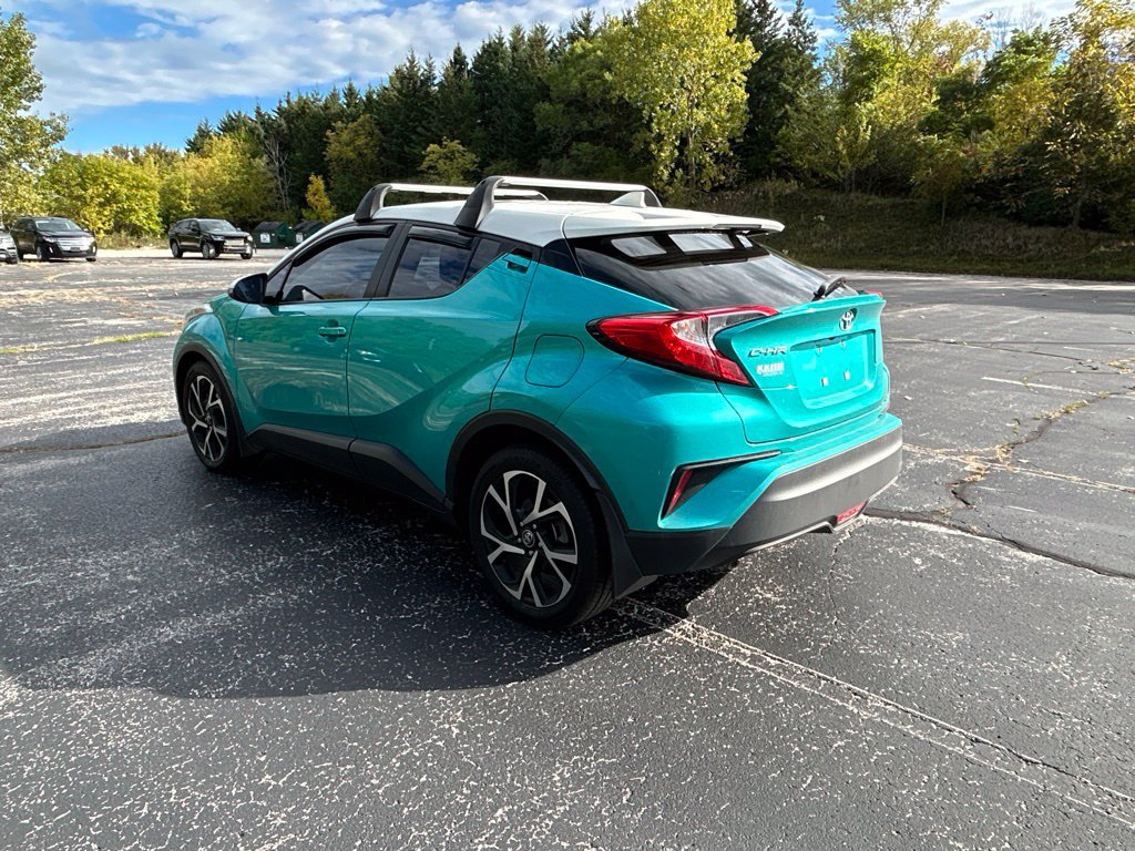 Used 2018 Toyota C-HR XLE FWD image 21