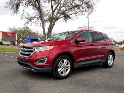Used 2017 Ford Edge SEL w/ Equipment Group 201A image 4