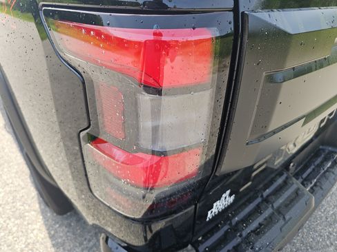 New 2026 Nissan Frontier PRO-4X w/ Pro Premium Package AWD/4WD image 15