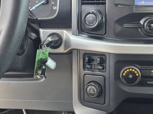 Used 2021 Ford F150 XLT w/ Trailer Tow Package RWD image 22