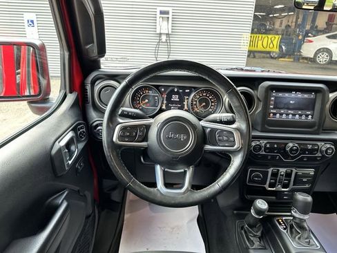 Used 2020 Jeep Gladiator Sport w/ Quick Order Package 24S AWD/4WD image 13