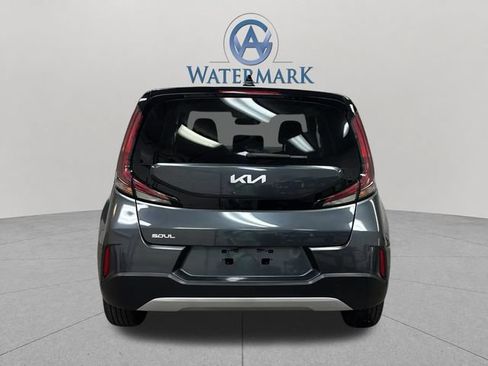 Used 2025 Kia Soul LX w/ LX Technology Package FWD image 4