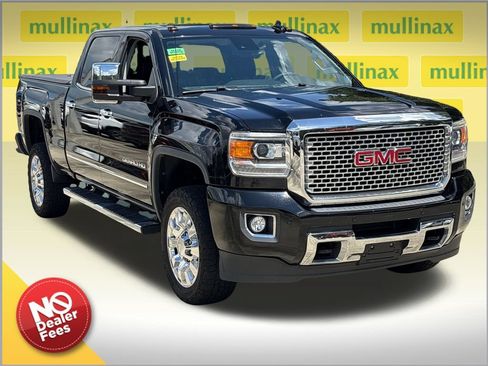 Used 2016 GMC Sierra 2500 Denali w/ Driver Alert Package AWD/4WD image 1