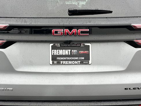 Used 2025 GMC Acadia Elevation image 52
