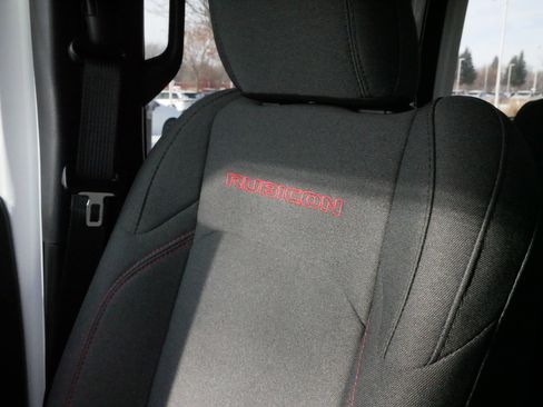 Used 2024 Jeep Wrangler Unlimited Rubicon image 30