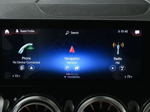 Certified 2022 Mercedes-Benz GLB 250 4MATIC image 21