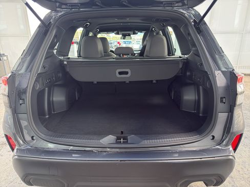 Used 2025 Subaru Forester image 11