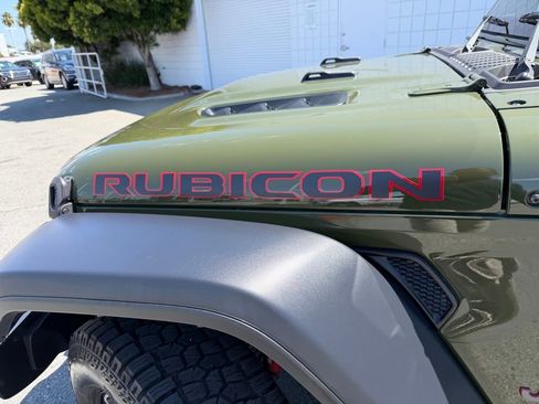 Used 2021 Jeep Wrangler Unlimited Rubicon AWD/4WD image 11