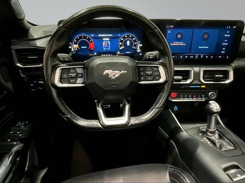 Used 2025 Ford Mustang Premium RWD image 8