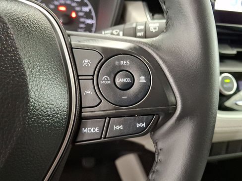 Certified 2024 Toyota Corolla Cross LE AWD/4WD image 10